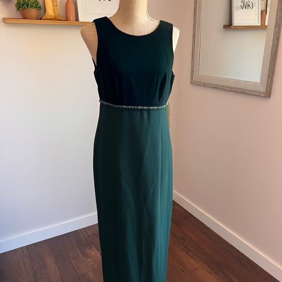 Vintage Emerald Green Velvet & Beaded Floor Length Dress - Picture 8 of 14